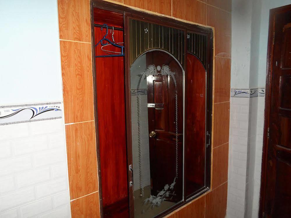Khách sạn Rang Dong 2*