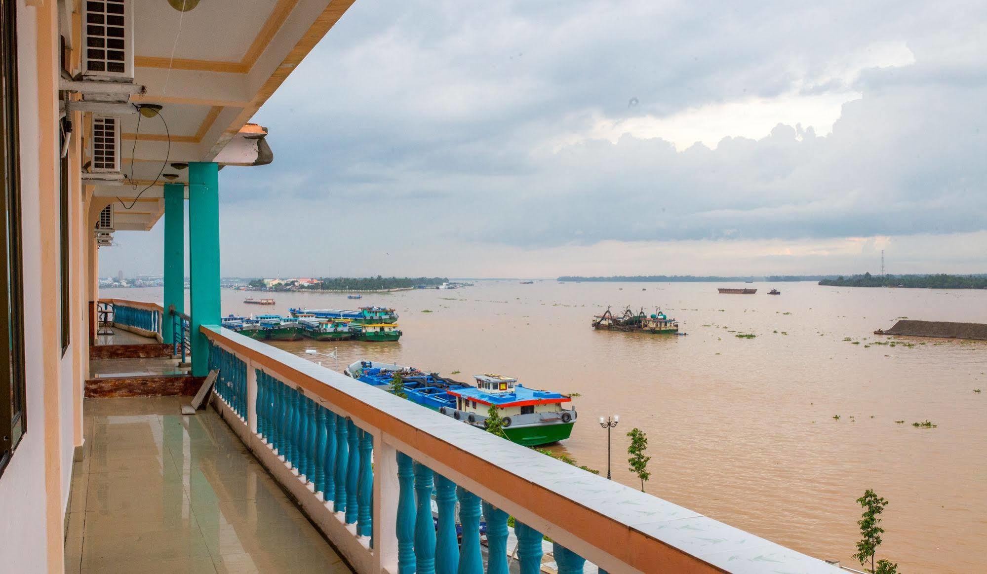 Rang Dong Khách sạn 2*
