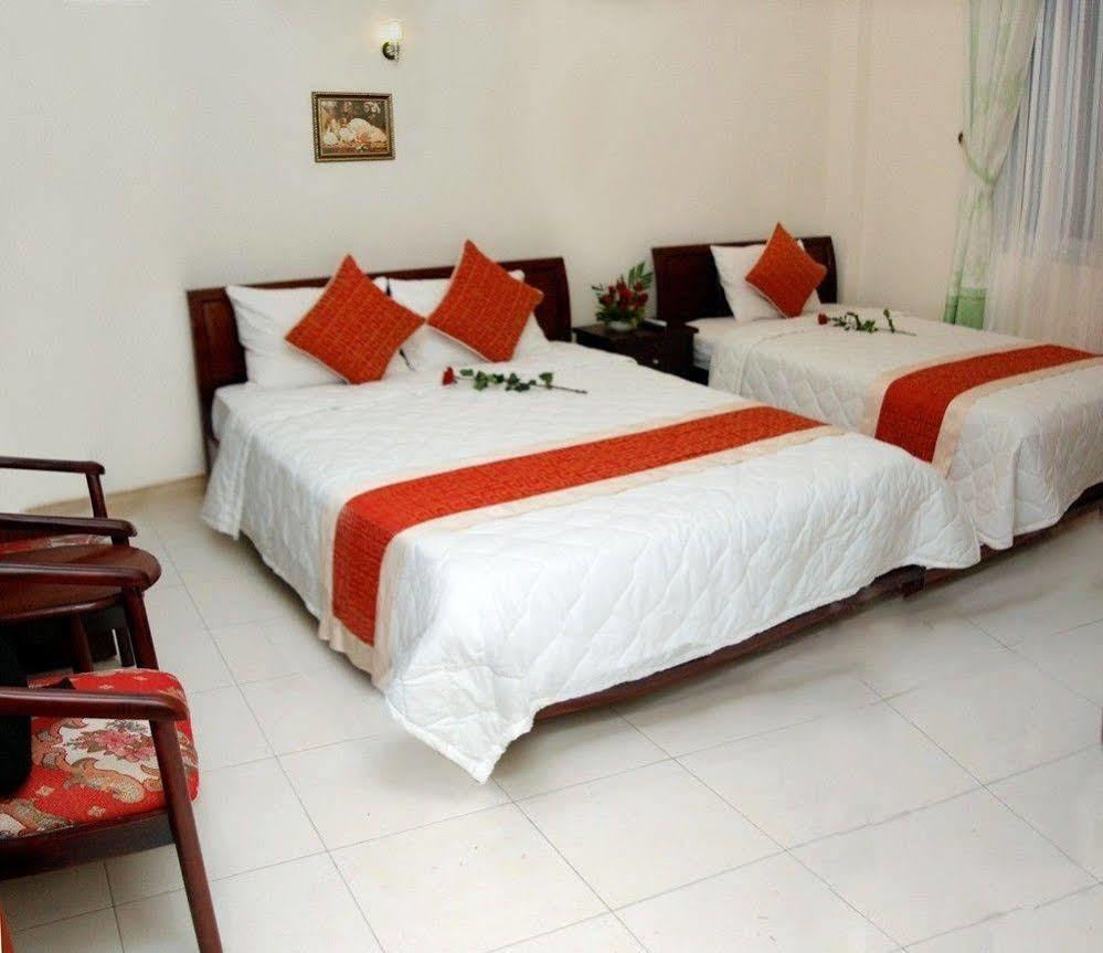 Rang Dong Khách sạn 2*